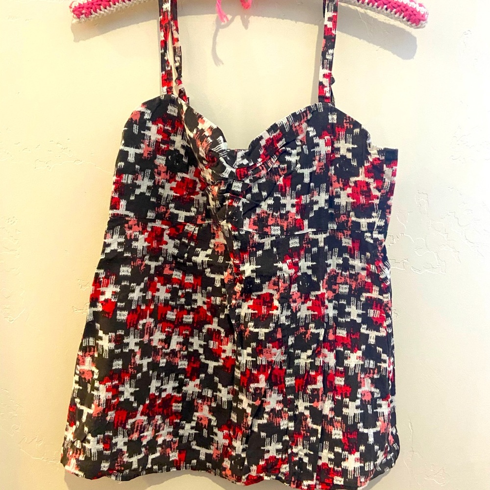 Patagonia Womens Red Tank w/Adjustable Straps 6